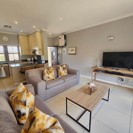 Seventeen Whale Rock Gardens With Back Up Power For Loadshedding Plettenberg Bay Exterior foto