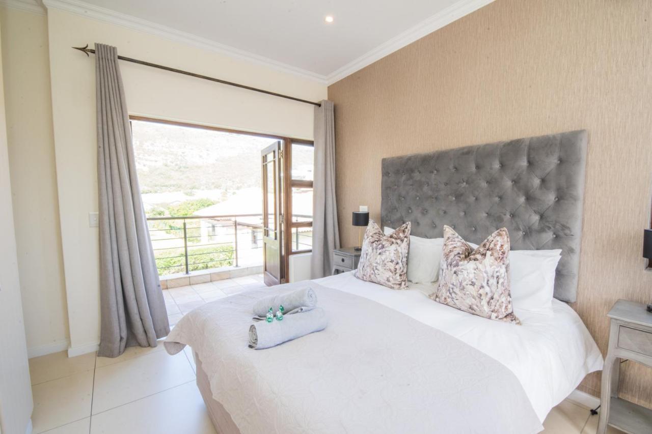 Seventeen Whale Rock Gardens With Back Up Power For Loadshedding Plettenberg Bay Exterior foto