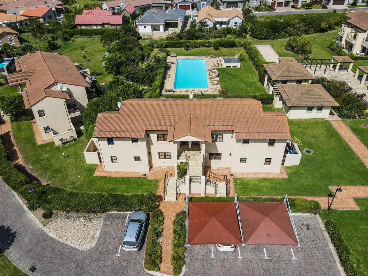 Seventeen Whale Rock Gardens With Back Up Power For Loadshedding Plettenberg Bay Exterior foto