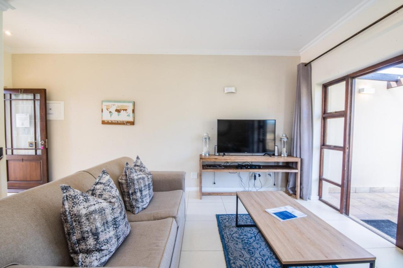 Seventeen Whale Rock Gardens With Back Up Power For Loadshedding Plettenberg Bay Exterior foto