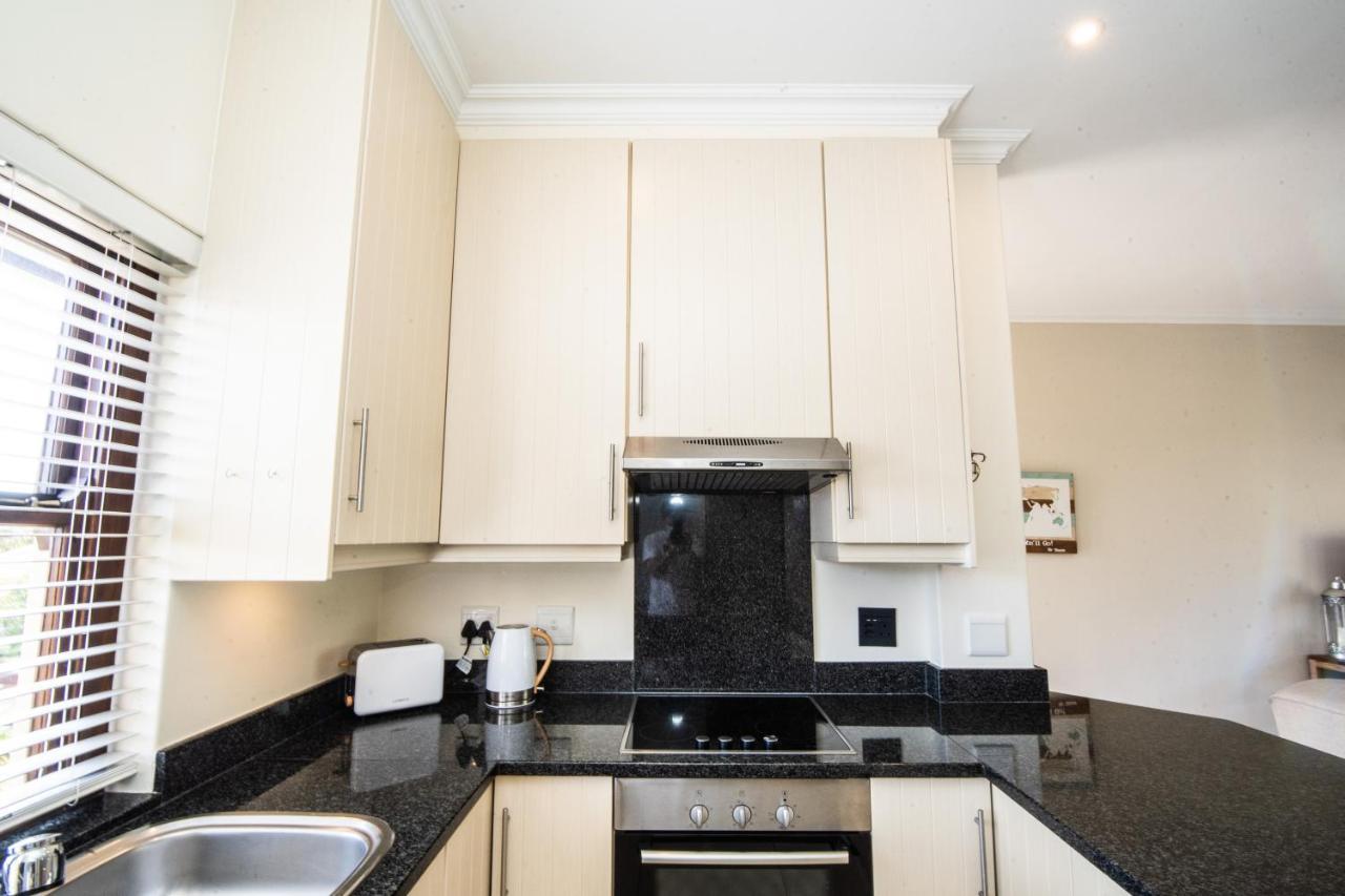 Seventeen Whale Rock Gardens With Back Up Power For Loadshedding Plettenberg Bay Exterior foto