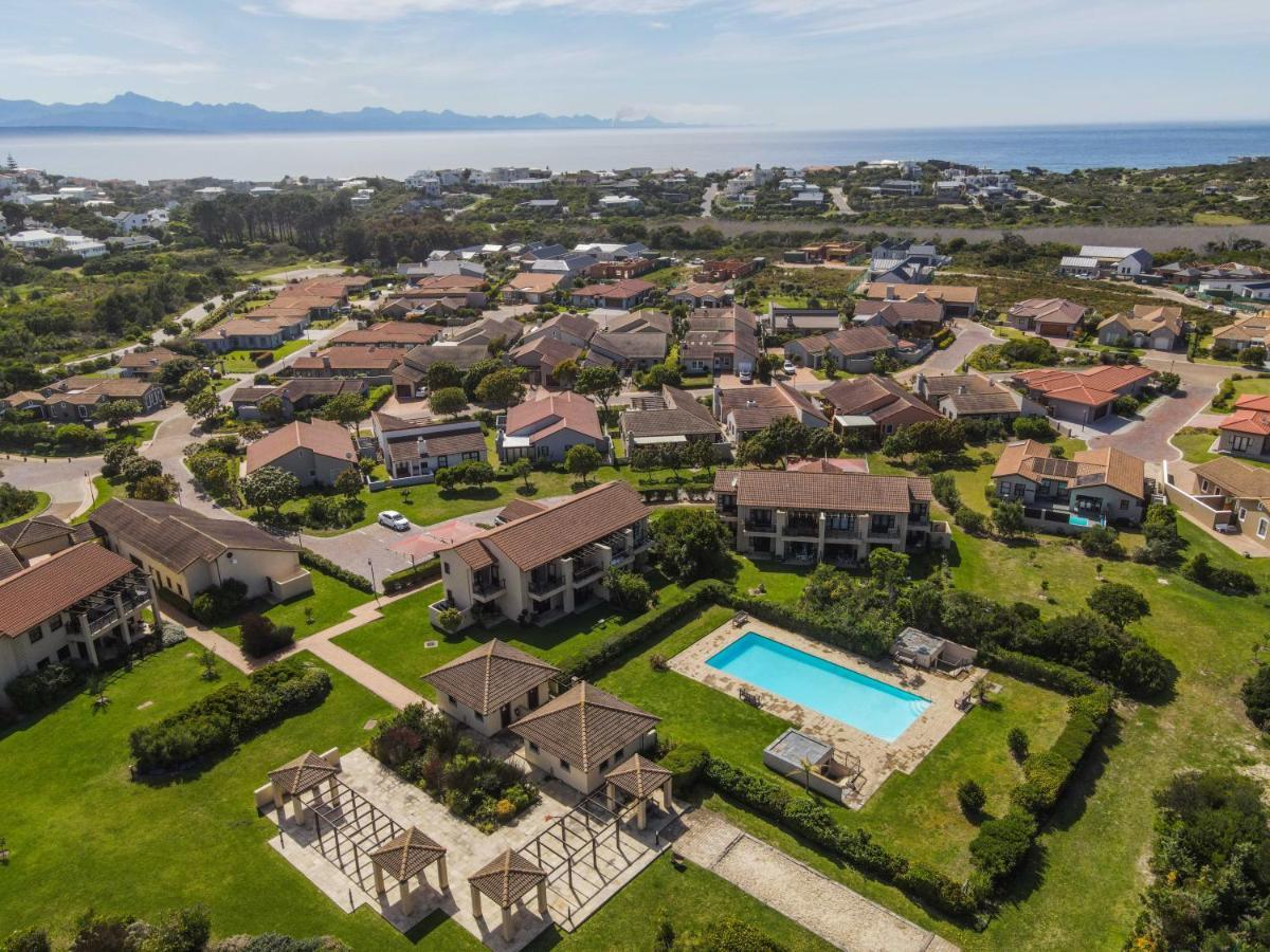 Seventeen Whale Rock Gardens With Back Up Power For Loadshedding Plettenberg Bay Exterior foto