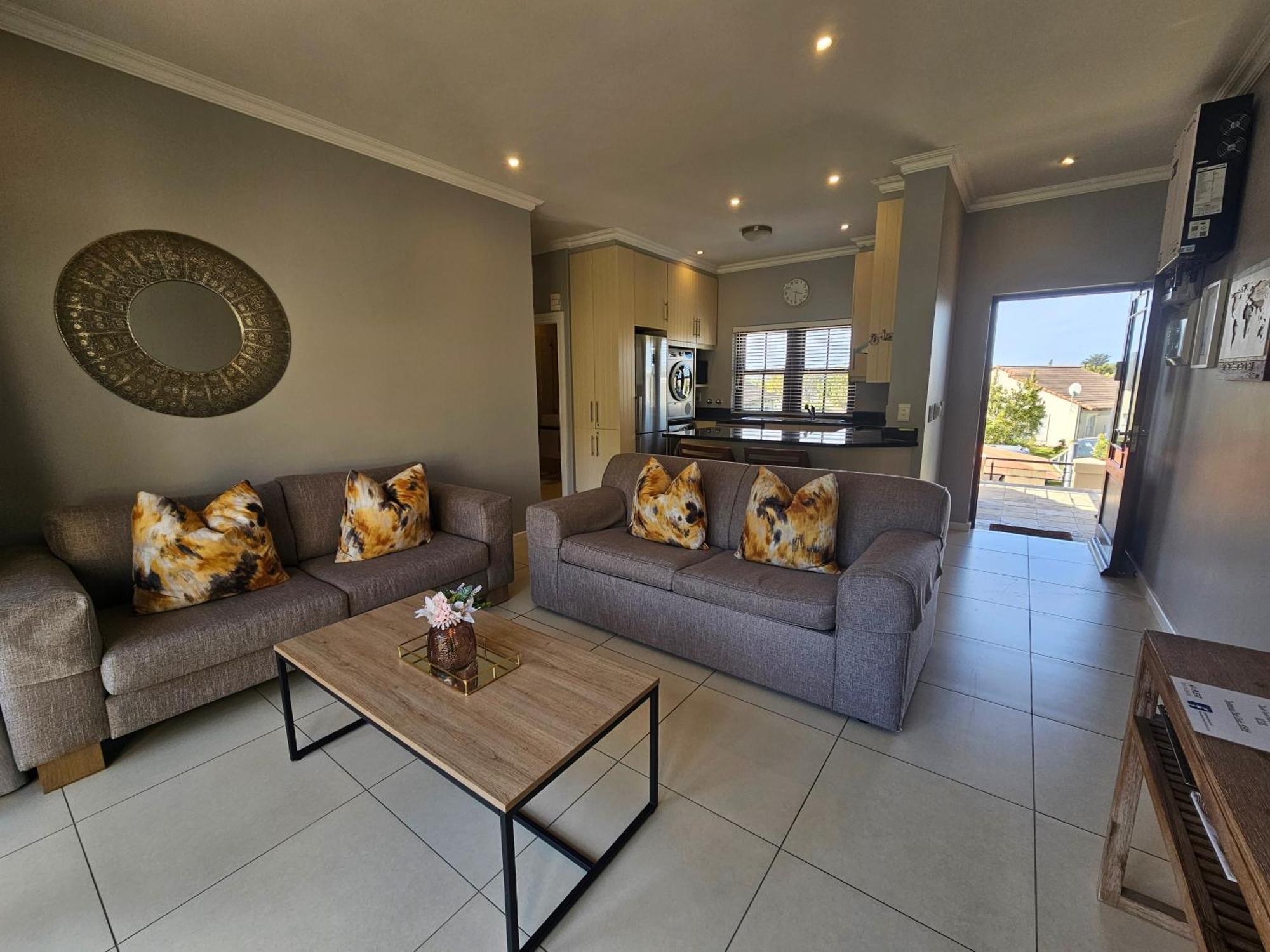 Seventeen Whale Rock Gardens With Back Up Power For Loadshedding Plettenberg Bay Exterior foto