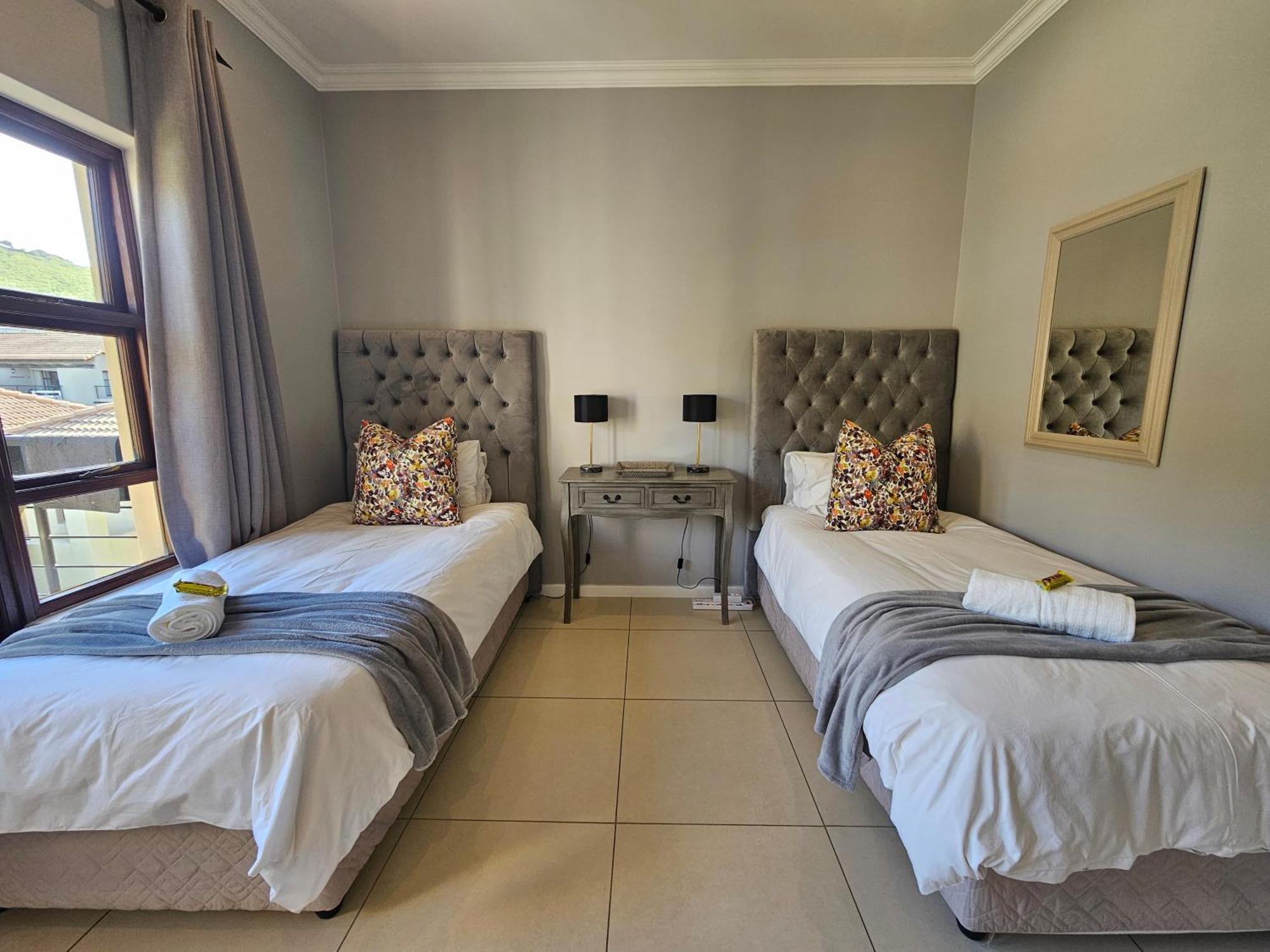 Seventeen Whale Rock Gardens With Back Up Power For Loadshedding Plettenberg Bay Exterior foto