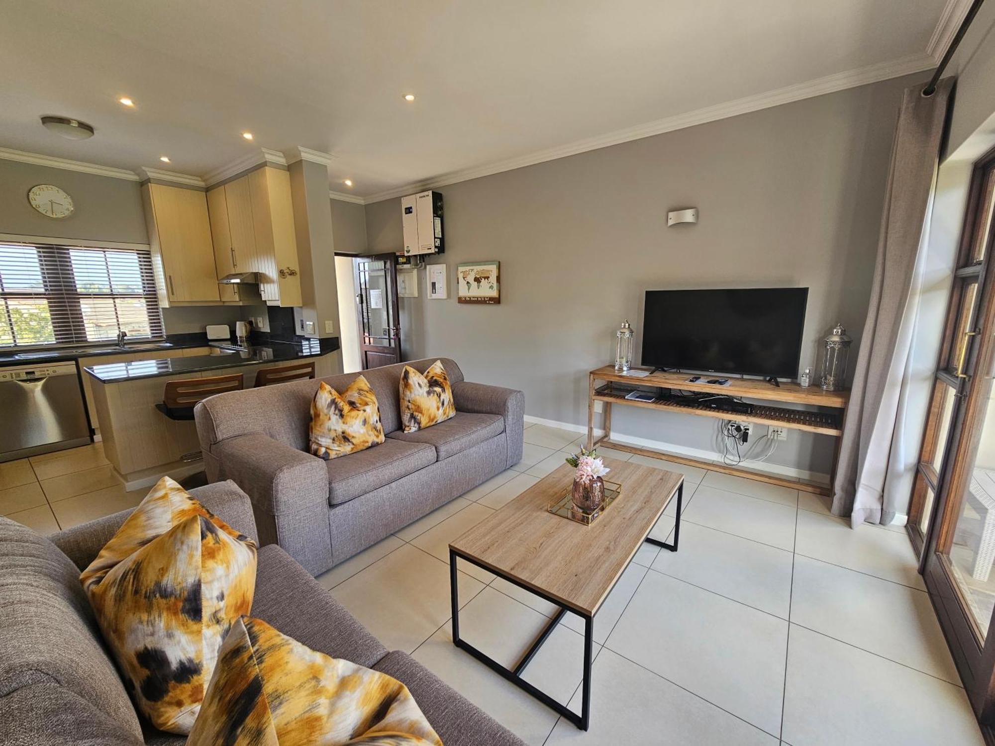 Seventeen Whale Rock Gardens With Back Up Power For Loadshedding Plettenberg Bay Exterior foto