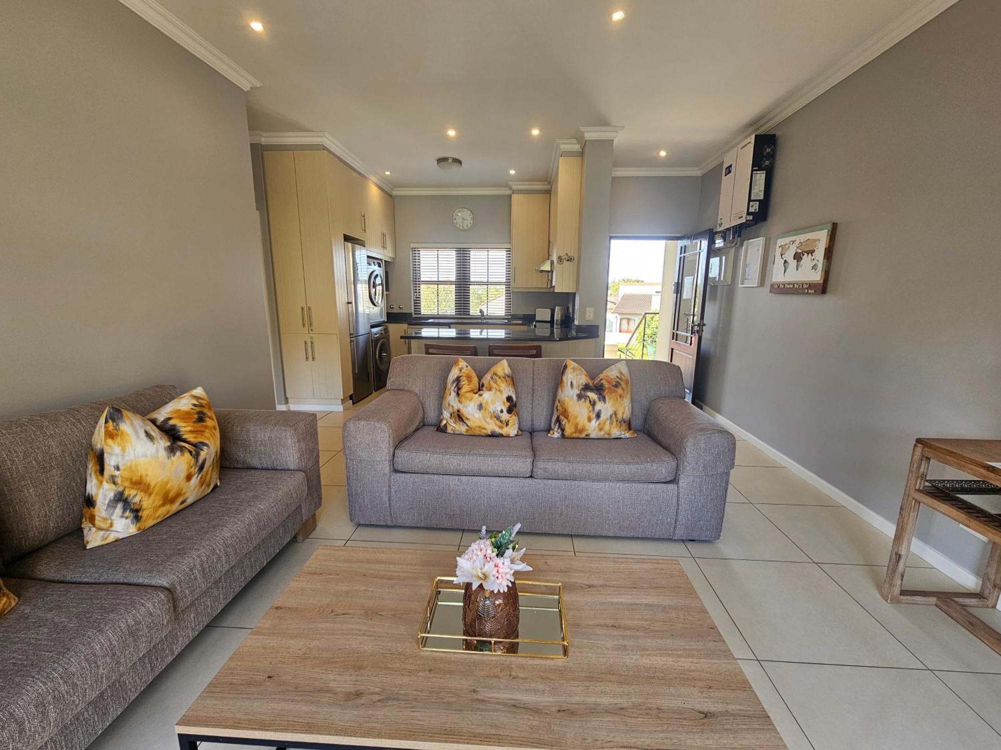 Seventeen Whale Rock Gardens With Back Up Power For Loadshedding Plettenberg Bay Exterior foto